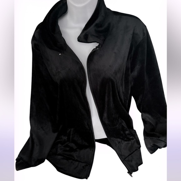 White Stag Tops - Black Velour oversized sweatshirt Sz XXL